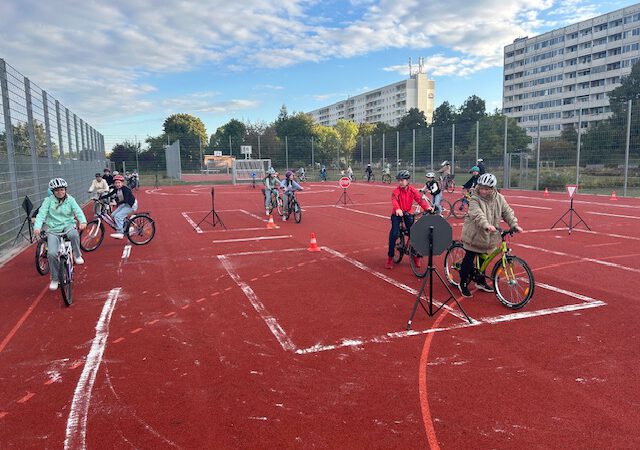 Tag der Verkehrserziehung der 5. Klassen Tag der Verkehrserziehung der 5. Klassen