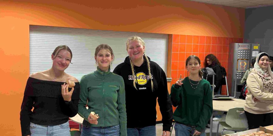 Förderverein überrascht zum Karnevalsbeginn